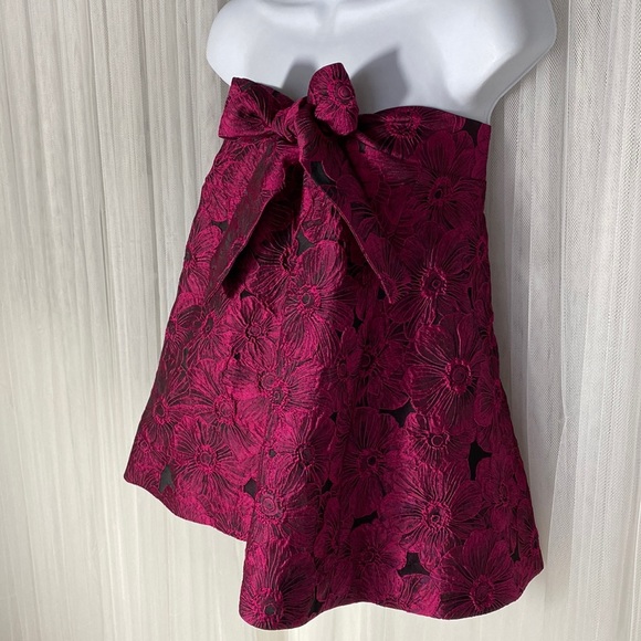 Qloxe strapless brocade top - Picture 8 of 17